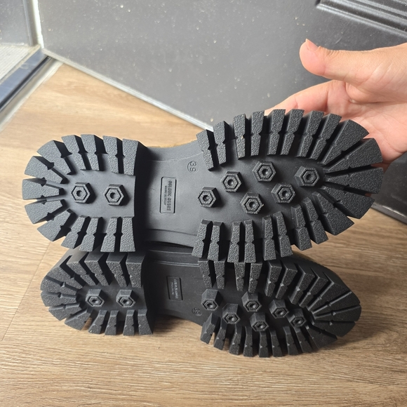 NWT Golden Goose Olive Suede Penny Loafers with Black Lug Sole - Picture 4 of 10